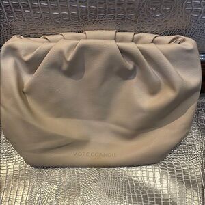 Moroccanoil Soft Beige Cosmetic Bag NWOT